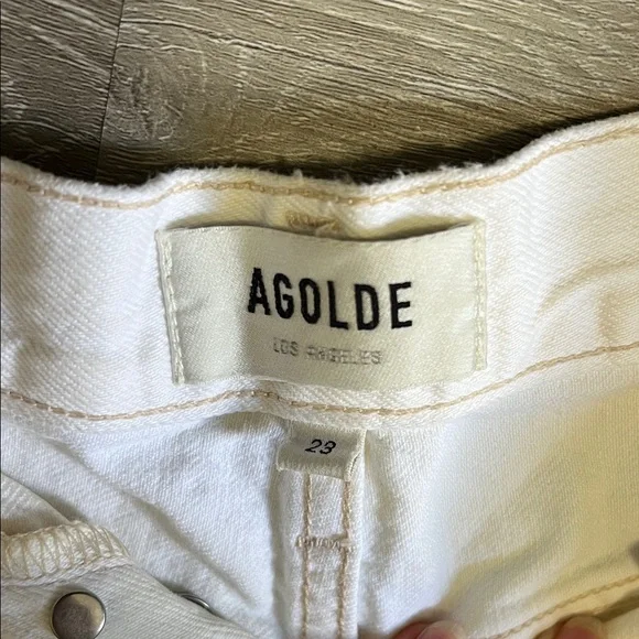 AGOLDE White High-Rise Button-Fly Frayed Denim Shorts - Picture 2 of 5